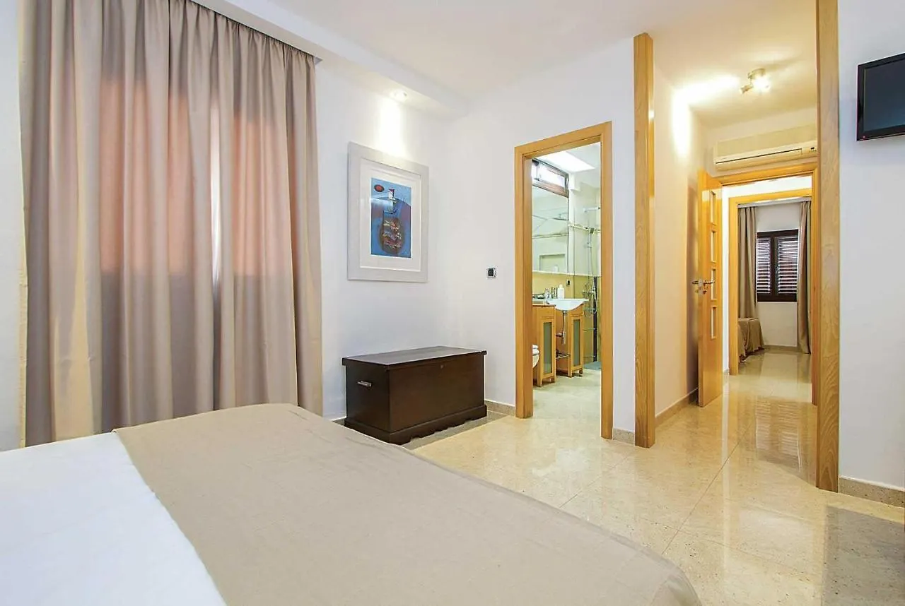Eris Villa Puerto del Carmen  0*, Puerto del Carmen (Lanzarote)